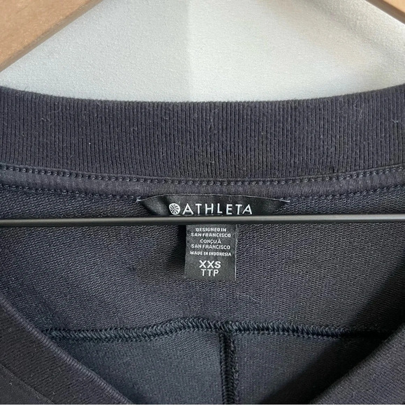 Athleta Black V-Neck Sleeveless Vest Top Size XXS - Picture 2 of 3